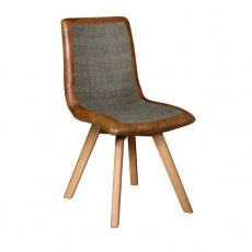 Eve Chair with Wooden Legs