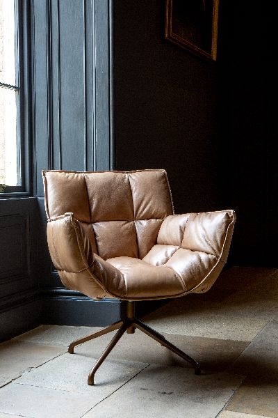 Carlton Victor Swivel Chair in New Nutter Leather with Metal Legs
