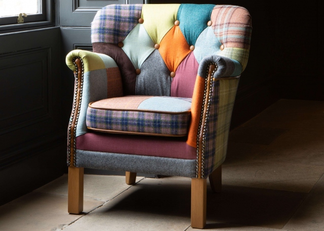vintage Governor Chair Buttoned Patchwork - Fast Track with Medium Oak Legs