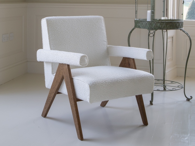 Carlton Sonae Upholstered Accent Armchair